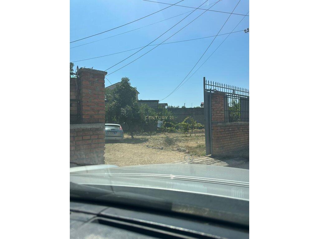 Shtepi Private 2+1 Me Qira në Spitali Ushtarak