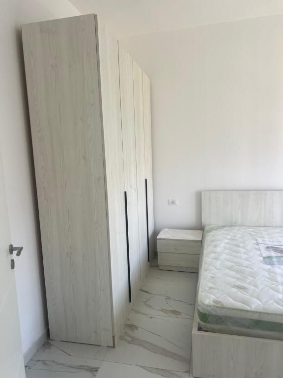 Apartament 1+1 per qira Astir