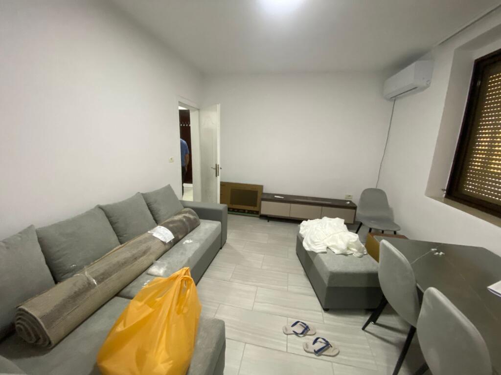 Jepet me qera apart 1+1 te tregu i ri elektrik