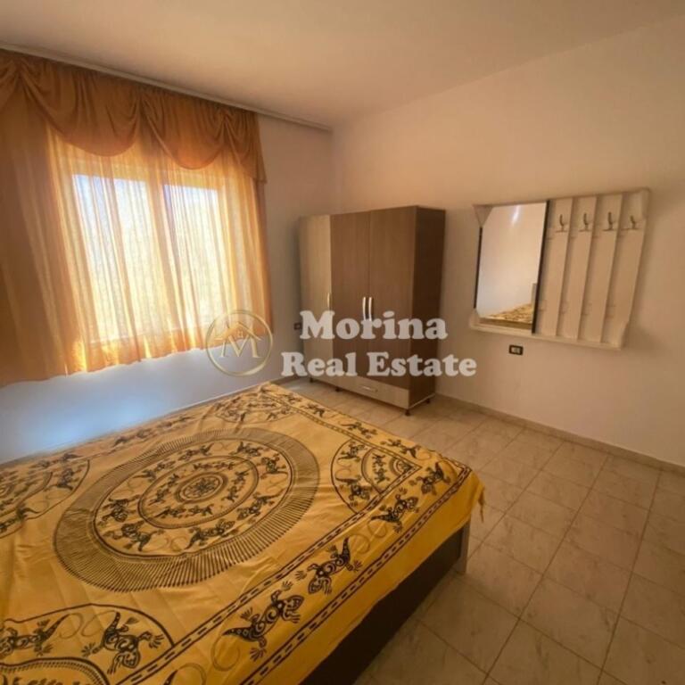 Rent Private Entrance 1+1, Institute, 230 Euro/month.