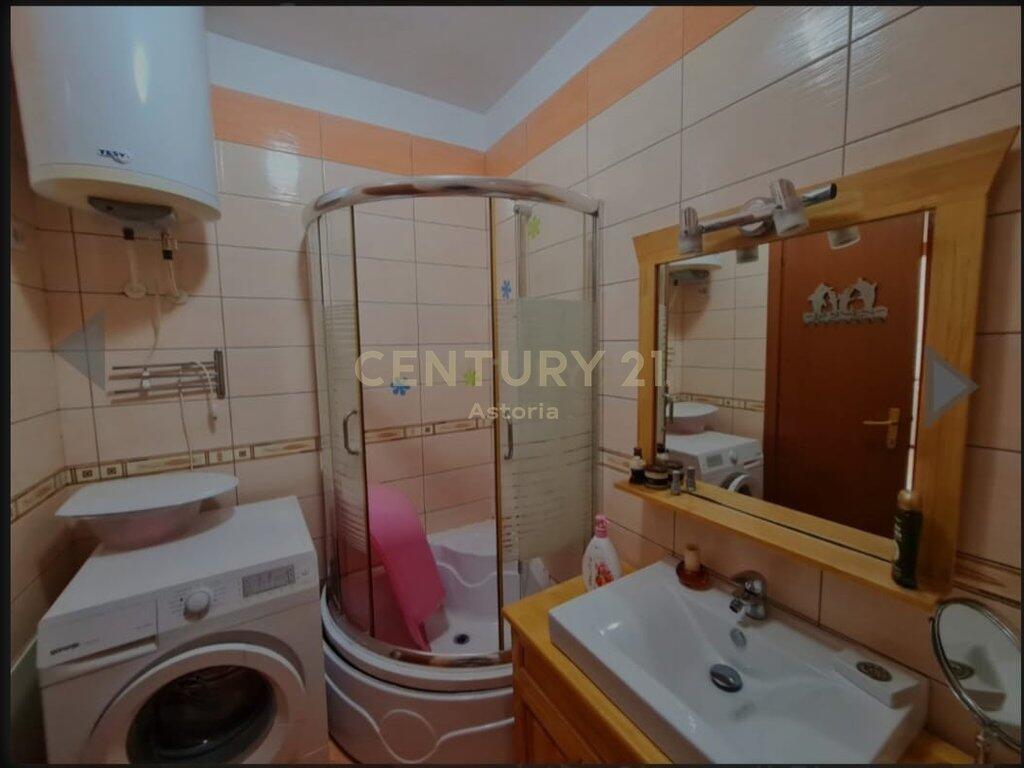 Jepet me Qira Apartament 1+1 te Selvia – Tiranë