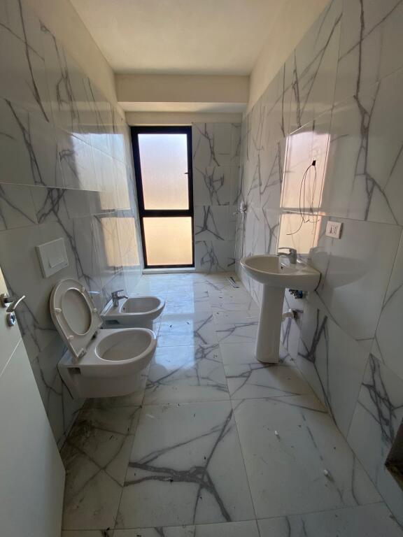 Apartament për Shitje – 3+1+2 ne Astir ( Urban Gate ) 180 m²