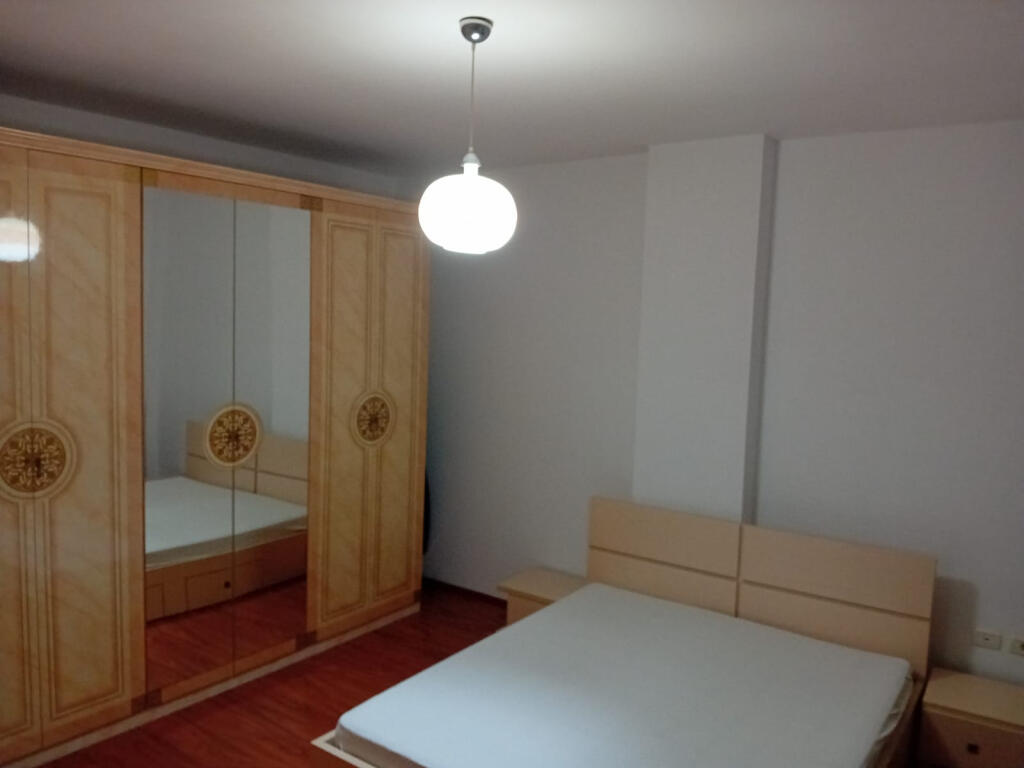 Appartamento 2+1 In Affitto Vicino a Komuna e Parisit (ID B2201450) Tirana.