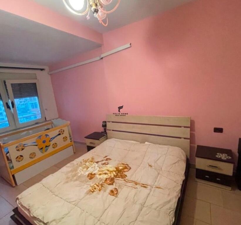APARTAMENT ME QERA 3+1 ALI DEM 750 EURO