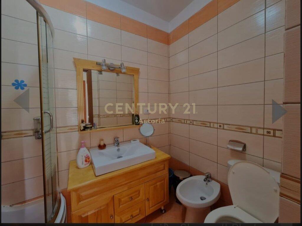 Jepet me Qira Apartament 1+1 te Selvia – Tiranë