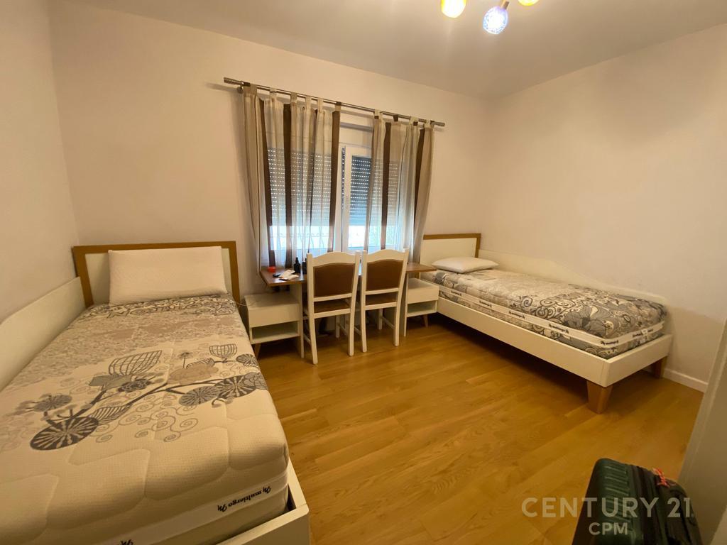 For Rent Apartment 2+1 – At the Intersection of 21 Dhjetori, Tirana