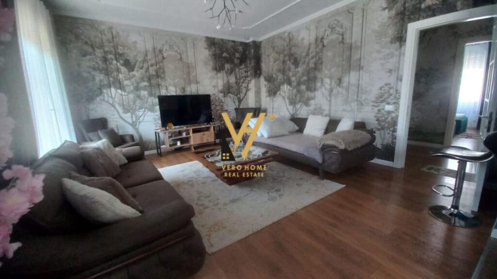 FOR SALE APARTMENT 2+1+2 NEAR THE MOSQUE, BOTANICAL GARDEN 240,000 EURO