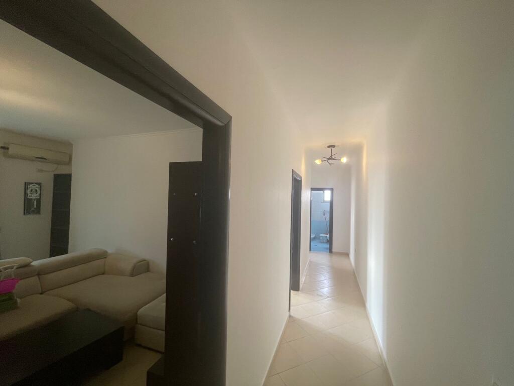 shitet apartament 2+1 ne yzberisht