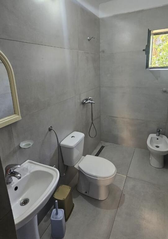 Appartamento 1+1+1 con Balcone in Affitto