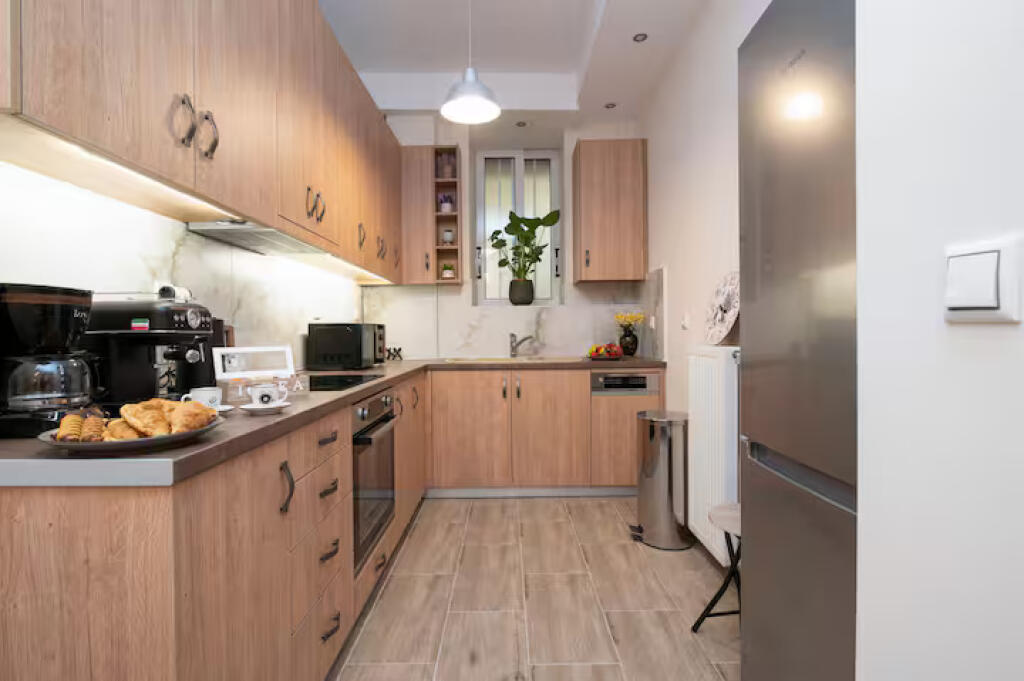 Appartamento 2+1 In Affitto Vicino al Lago (ID B2201451) Tirana.