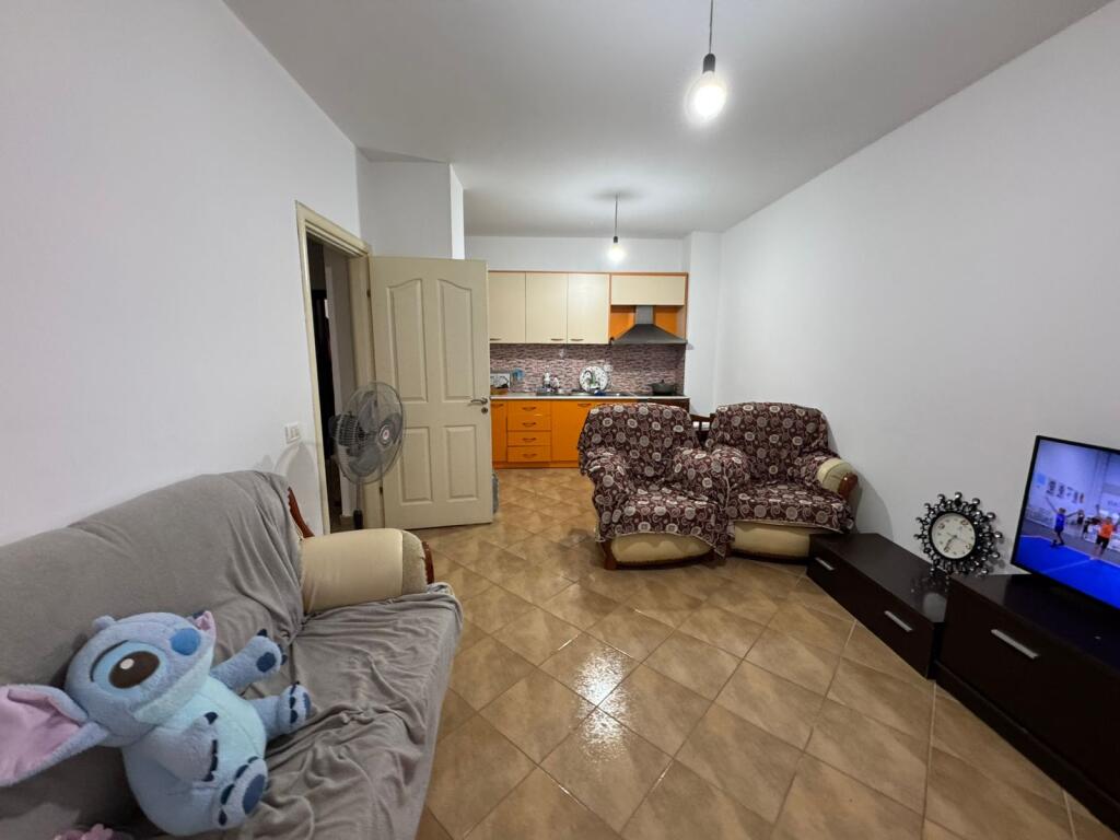 Shitet Apartament 1+1 ne Yzberisht