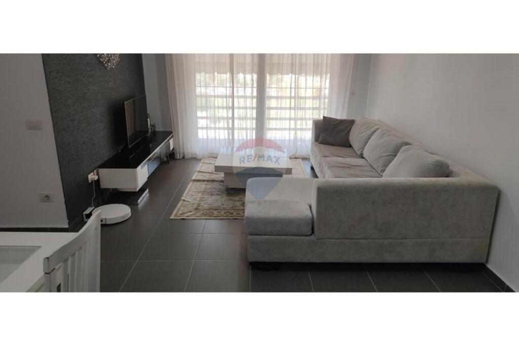 Appartamento 2+1 in vendita Via Elbasani !