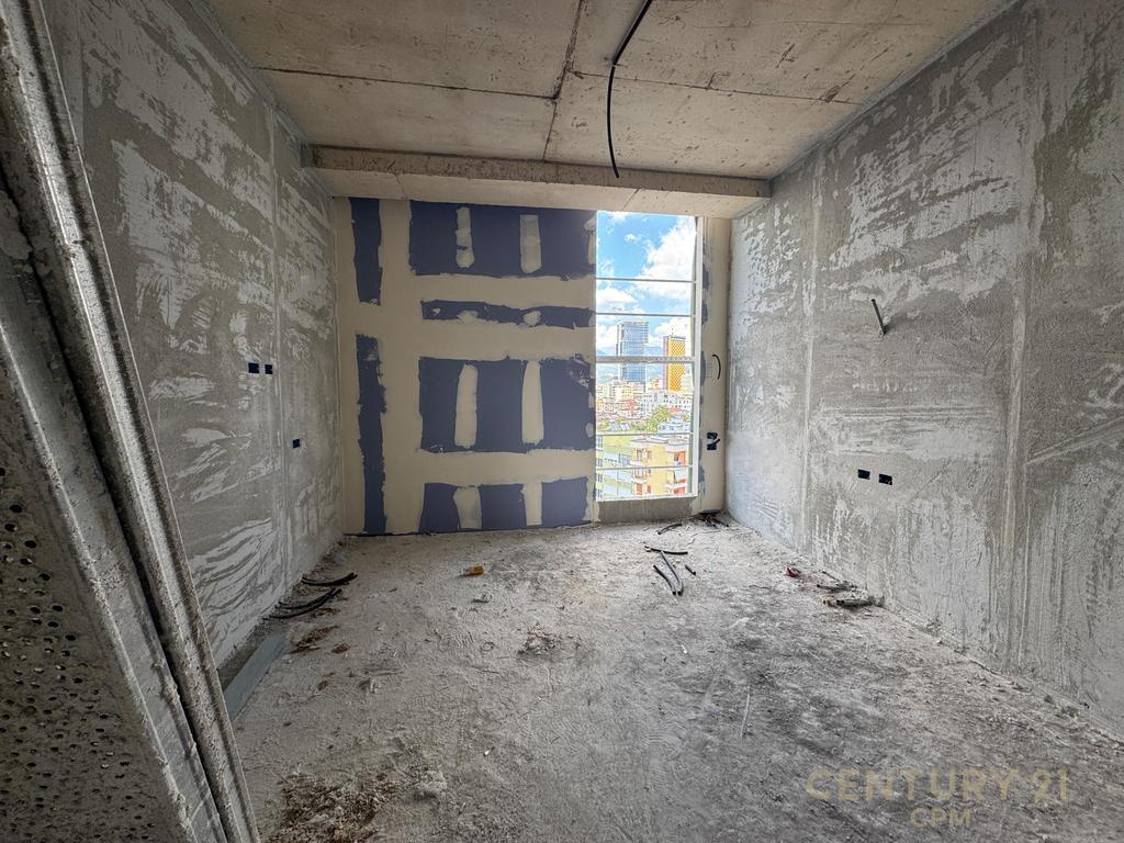 2+1 apartment for sale at Ekspozita Building