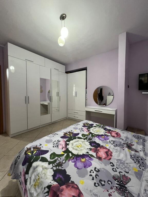 Appartamento 1+1. Via Elbasan