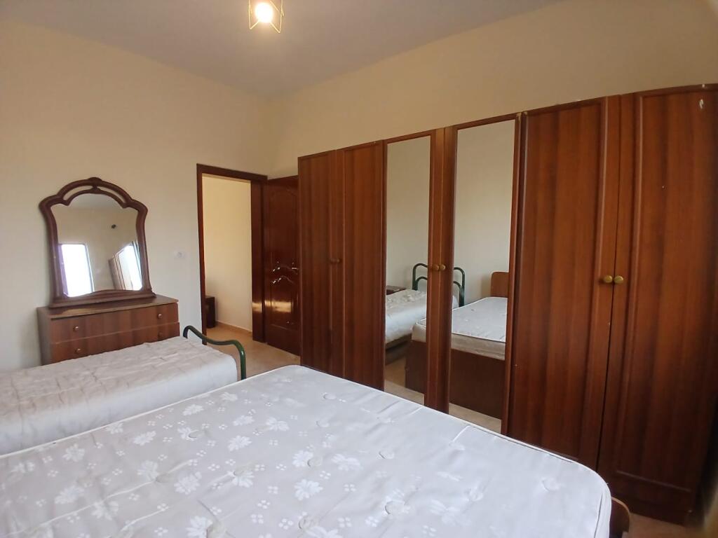 Jepet me qera  Apartament 1+1 Pas shkolles Harry Fultz