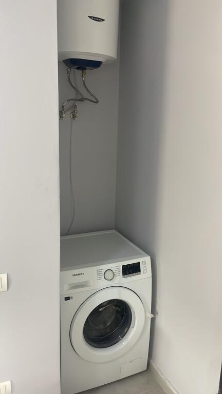 Affittasi appartamento 2+1+2 bagni a Xhamlliku