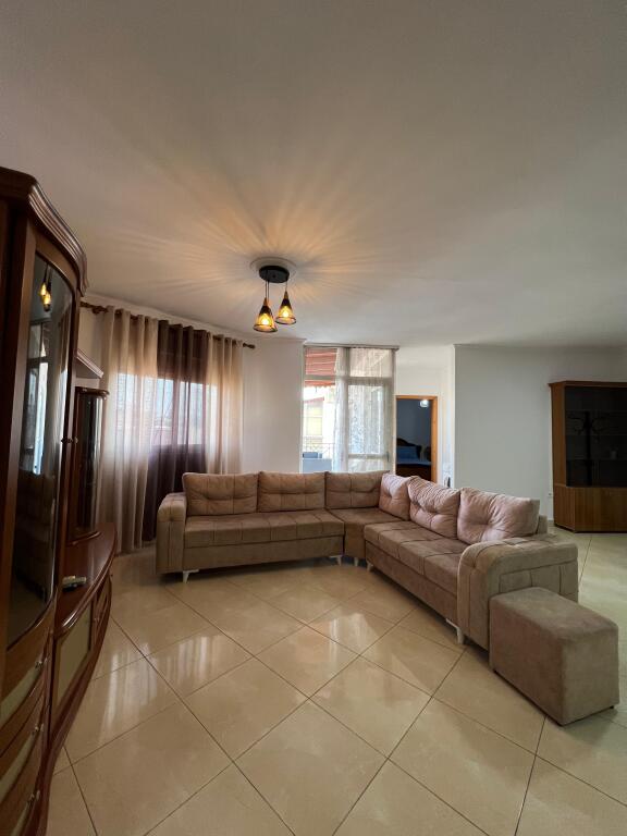 FOR RENT Apartment 2+1 📍Barrikadave Street 💶 Price: 65,000 Leke/Month