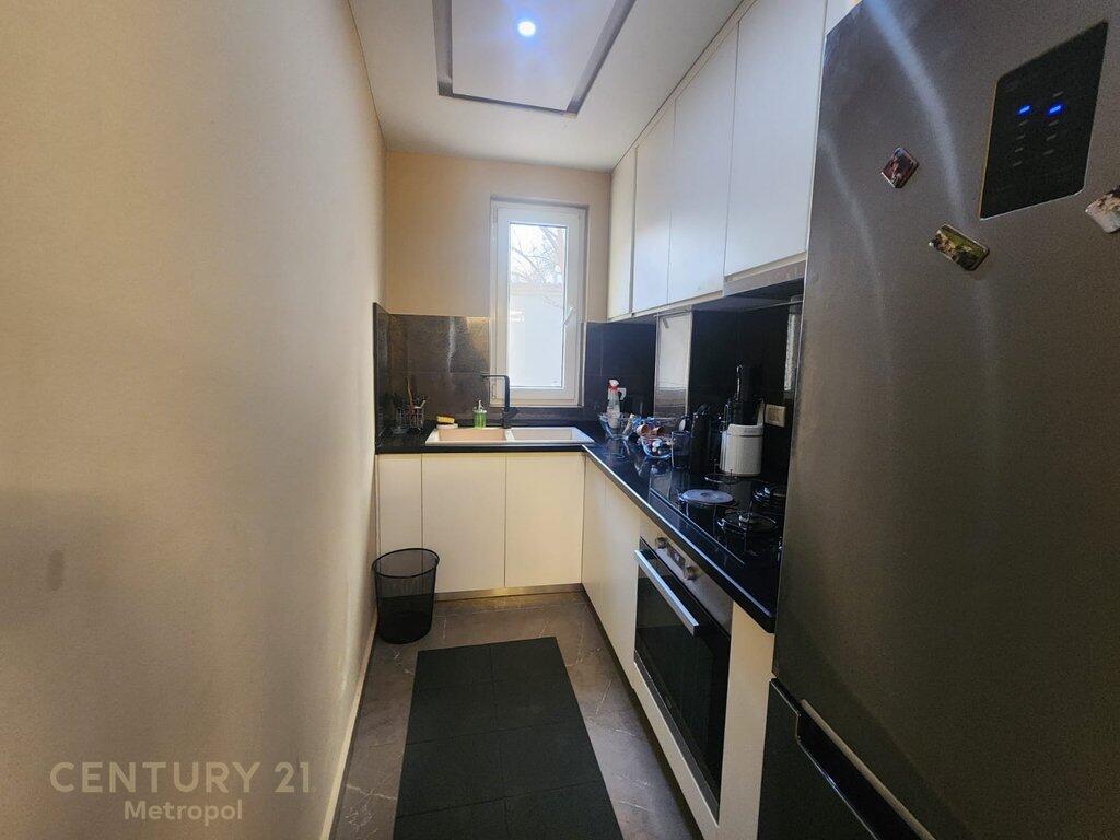 Apartament 2+1 me Qira pranë Vila Gold – Rruga e Dibrës, Tiranë