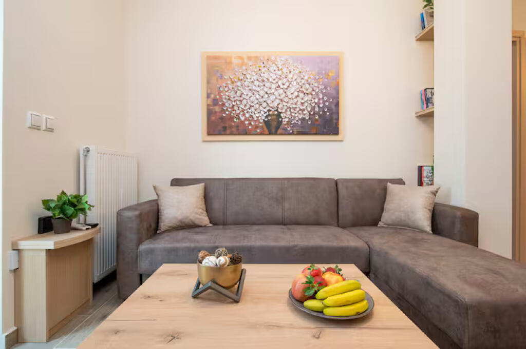 Appartamento 2+1 In Affitto Vicino al Lago (ID B2201451) Tirana.