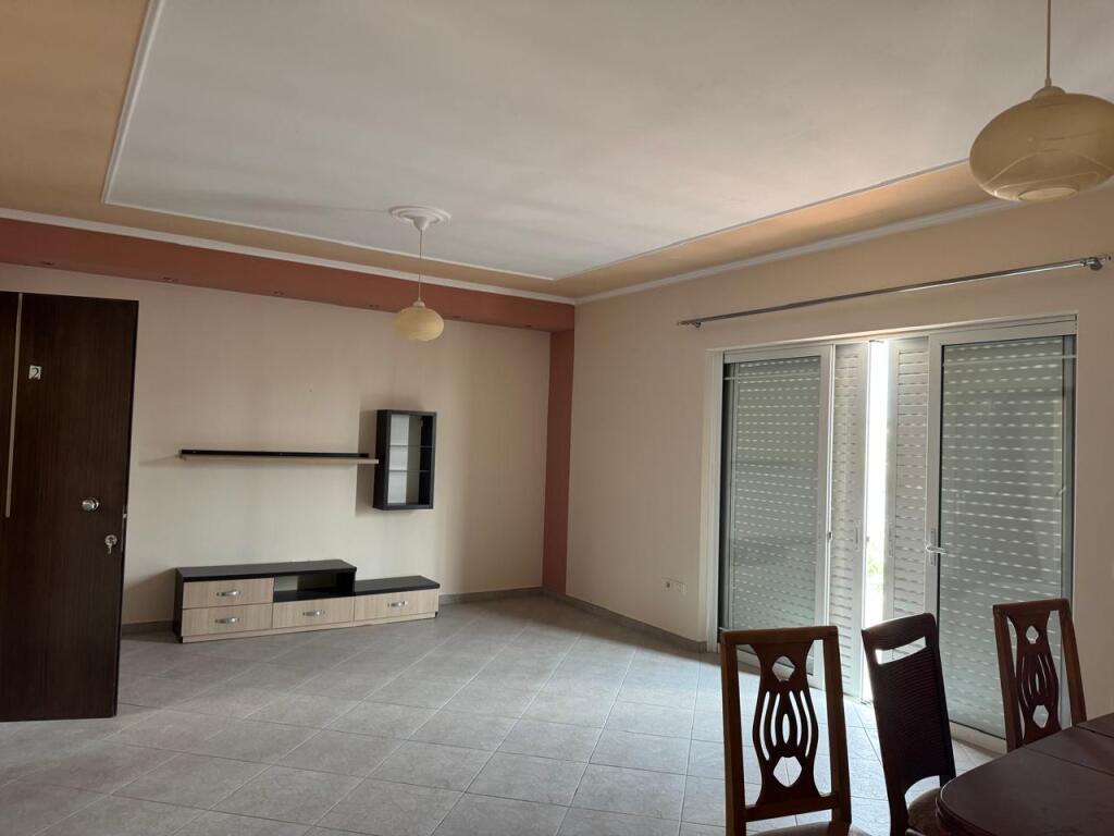 Private house for rent in Shkozë /35,000 leke