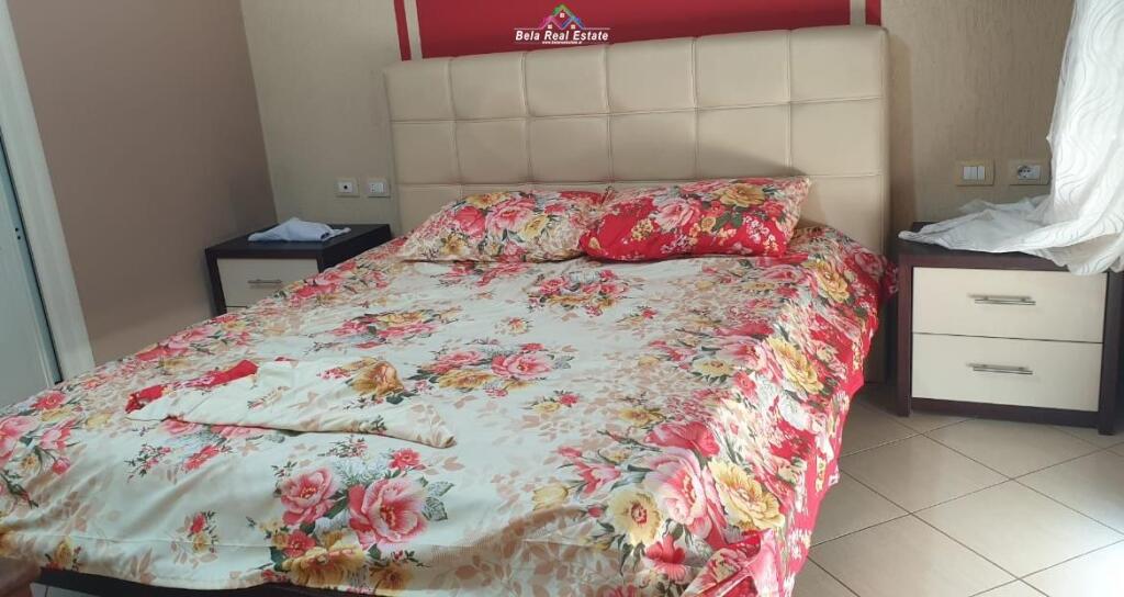 Appartamento in affitto 2+1 di fronte al Maternità Nuova (ID B22182) Tirana