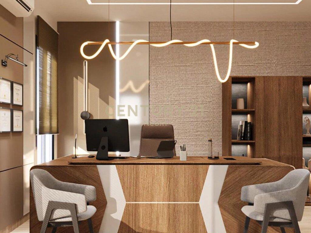 SPACE FOR RENT - 110 m², IN THE HEART OF BLOKU!!
