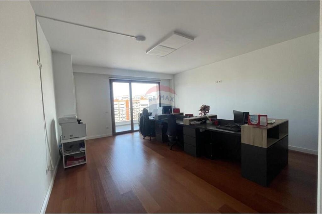 Ufficio in affitto presso Hilton Garden Inn! !