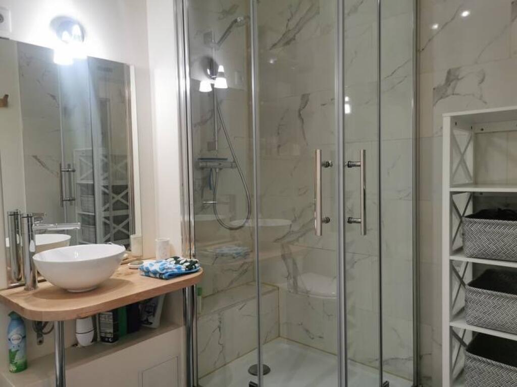 Apartament me Qera 1+1 ne Fresk (ID B2101241) Tirane.
