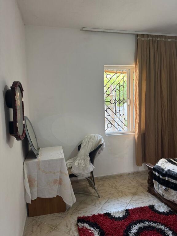 Affittasi Appartamento 2+1+1 con Balcone