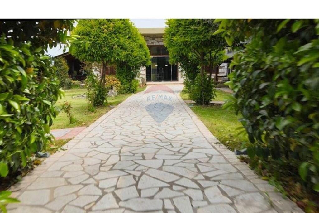 Locale in affitto a Vorë