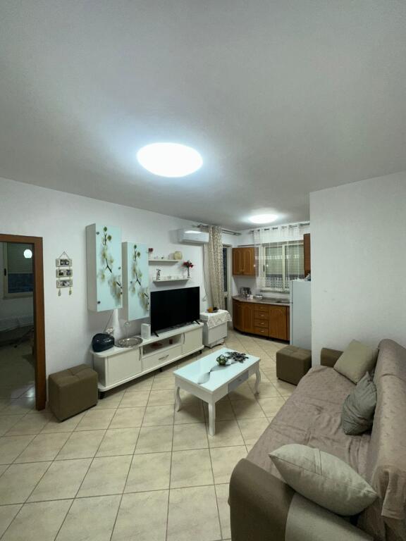 Apartment 1+1 with Balcony for Sale – Police Area, Durrës  💶 Price: 64,000 €