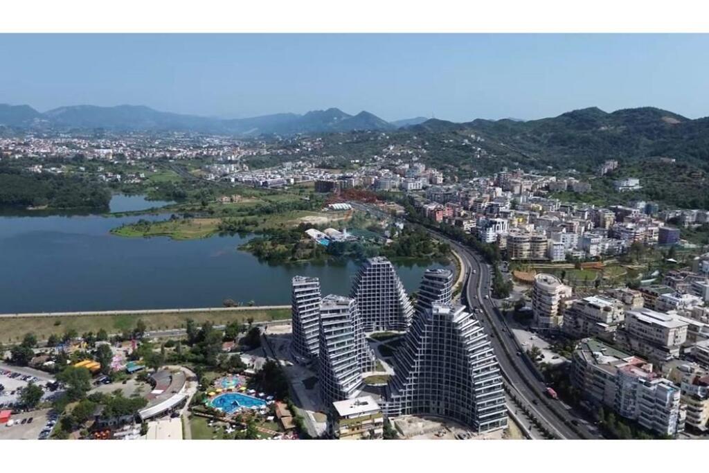 Ufficio in affitto a "Lake View"! !