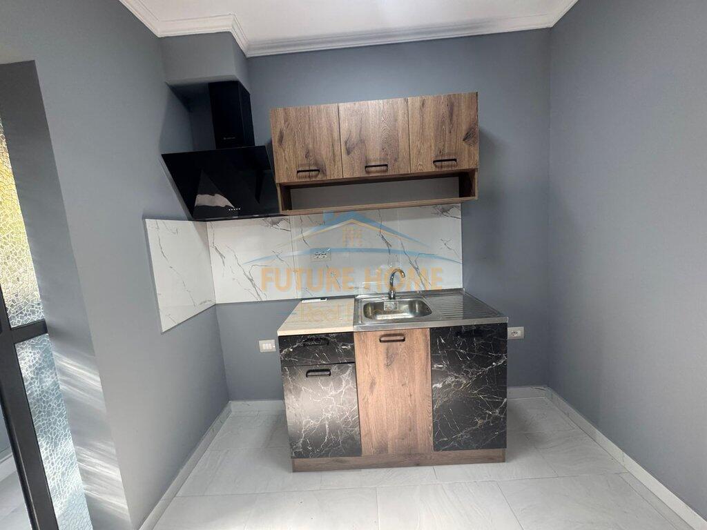 Affitto, Appartamento 1+1+ Garage, Lparake, Tirane
