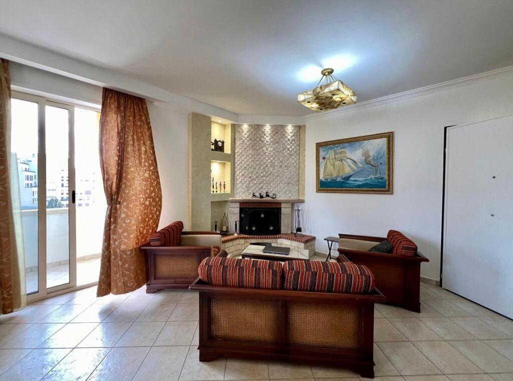 Apartment 2+1 for rent Barrikadave Street