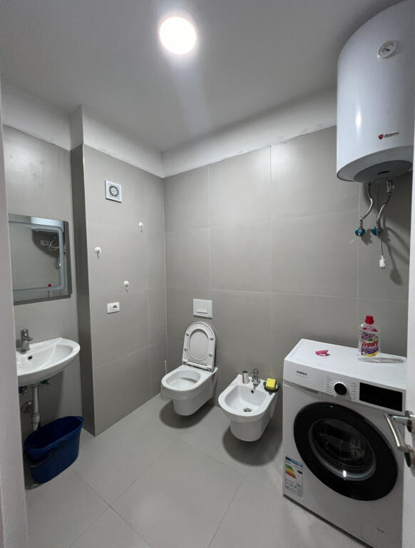 Apartament 2+1 per qera univers city