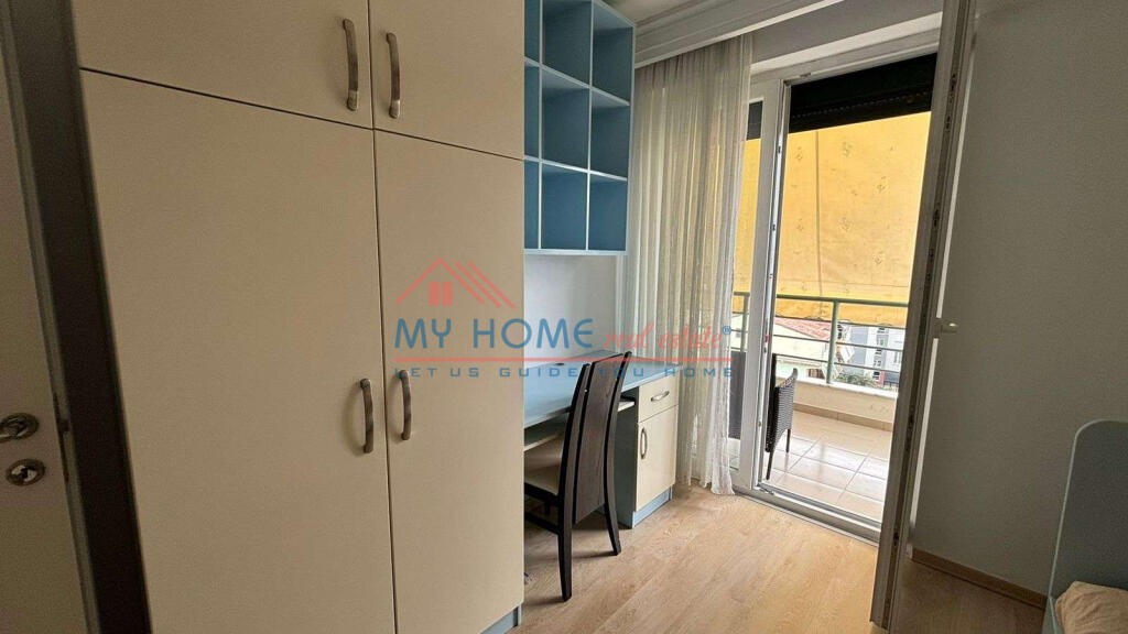 Appartamento 2+1 in affitto in Via 5 Maji Tirana