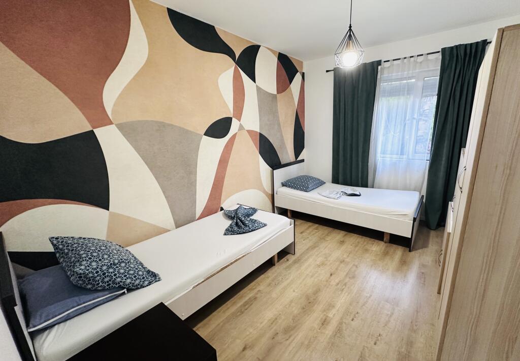 Affittasi Appartamento 2+1+1 con Balcone