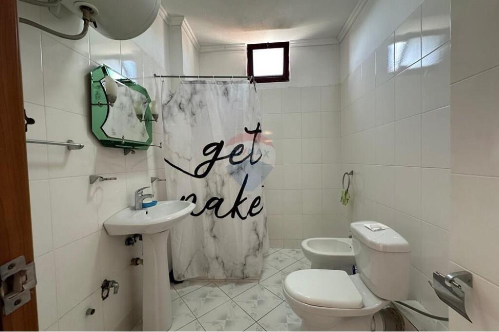 SHITET, APARTAMENT 2+1, FRESKU, TIRANË