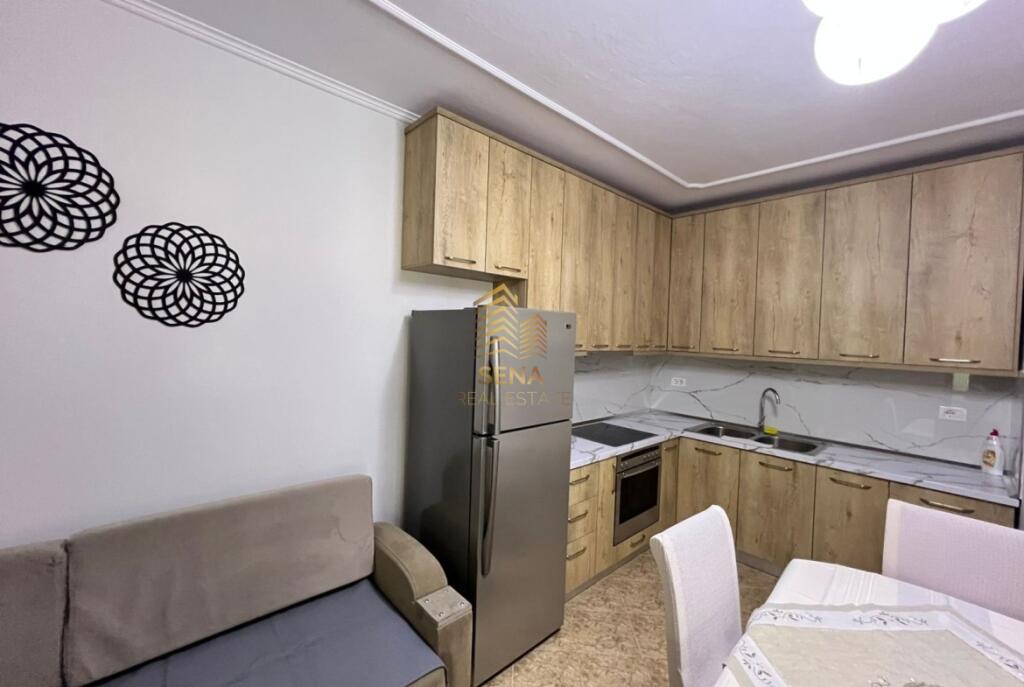 Affitto, Appartamento, 3+1+blk, Via Dibres, 650 Euro/Mese
