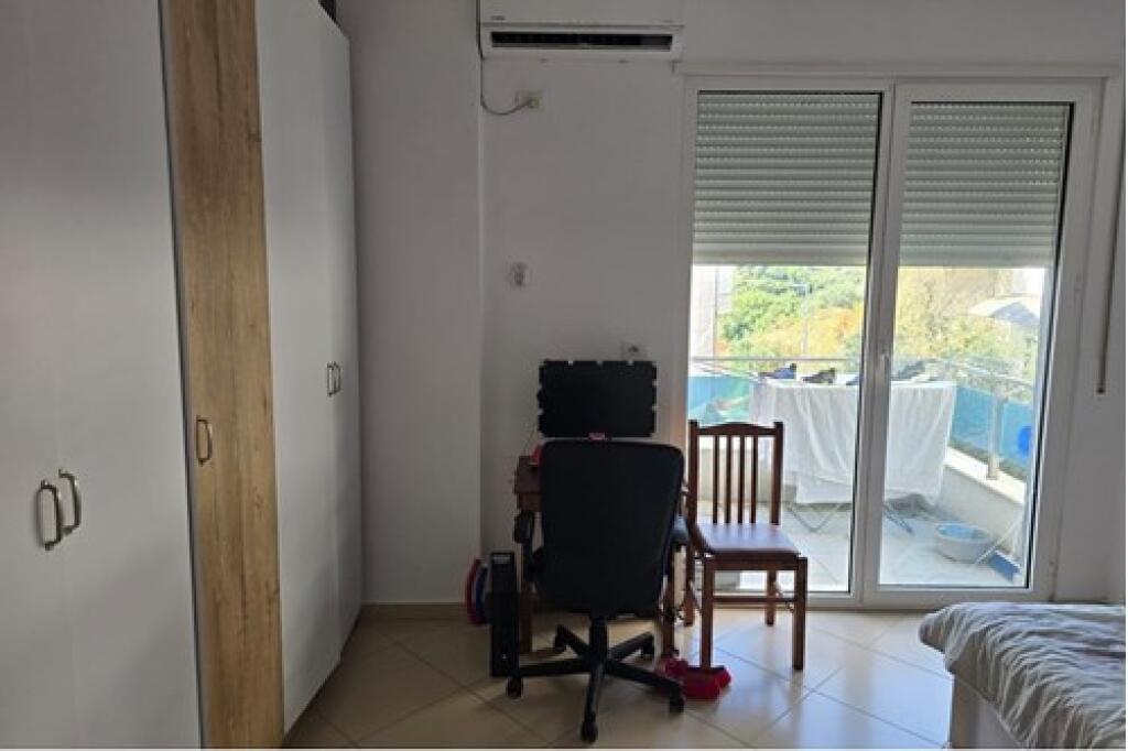FOR SALE, APARTMENT 1+1, DRY LAKE, TIRANA. ID: 530301001-381