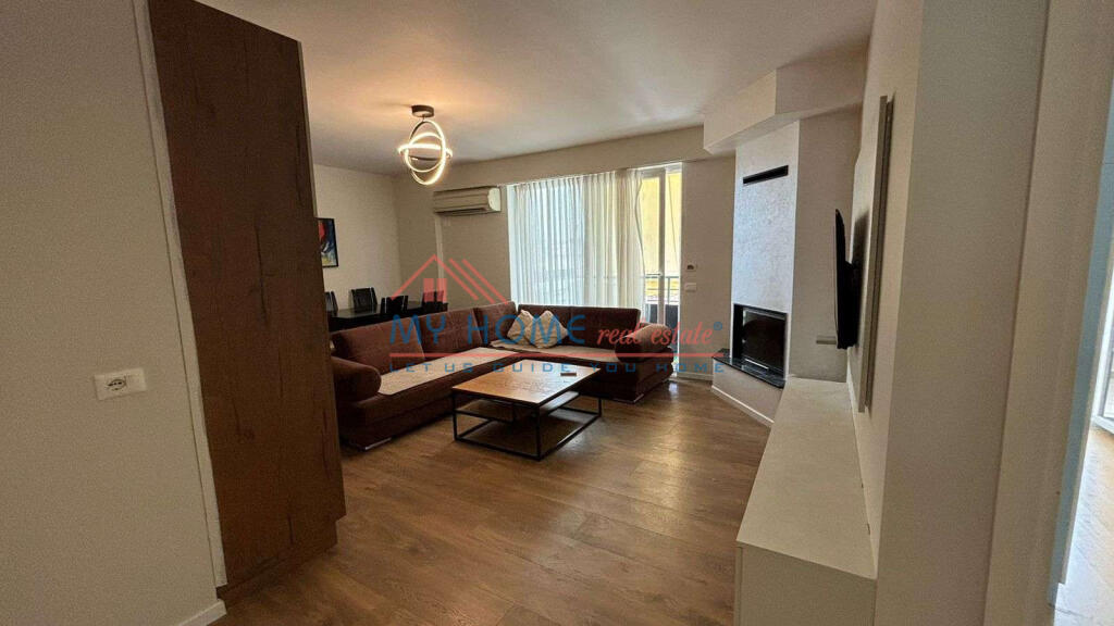 Appartamento 2+1 in affitto in Via 5 Maji Tirana