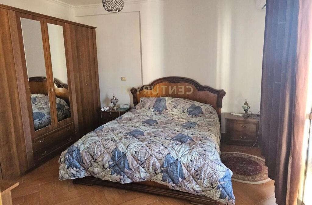 Appartamento in affitto 2+1, nel centro di Tirana
