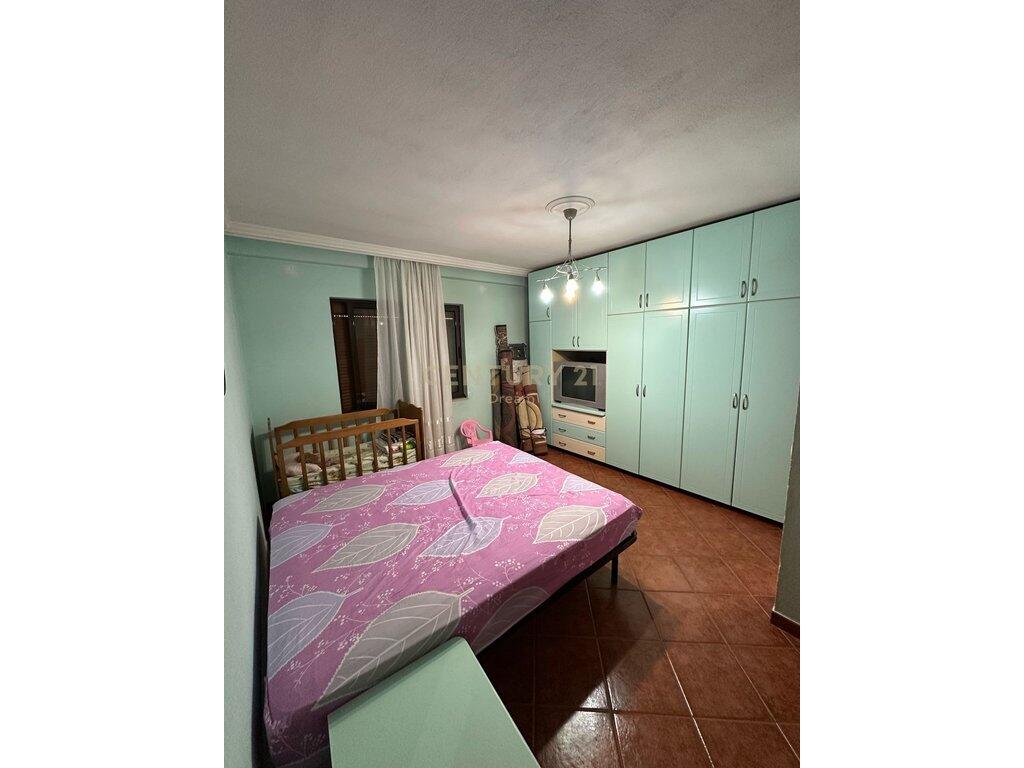 Apartment 2+1+2 for rent in the Porcelani area, Tirana!