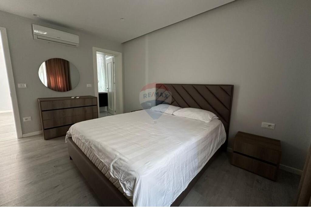 APARTAMENT 2+1+2+ POST PARKIMI PER QIRA !