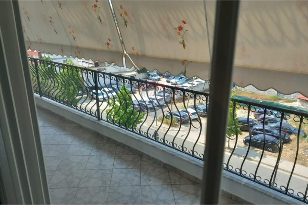 Jepet apartament 2+1 me qira Kodra e Priftit !