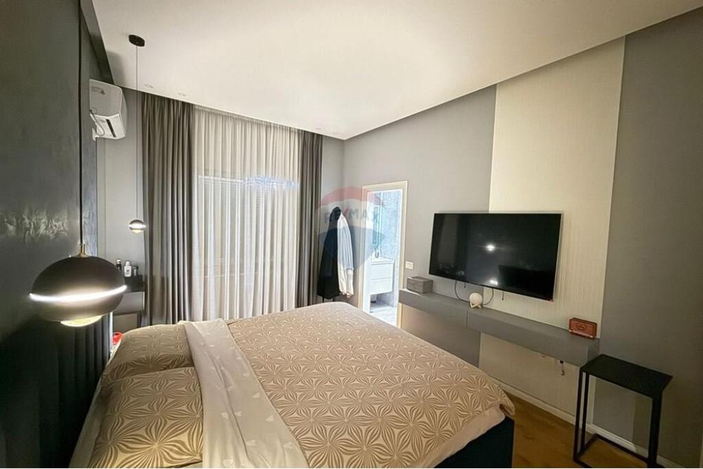 SHITET, APARTAMENT 2+1+2+VERANDE, FRESK, TIRANE, ID: 530581005-6