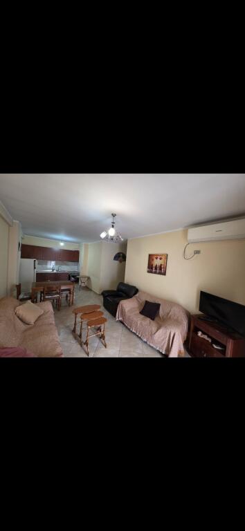 5 Maji Jepet Apartament 2+1 Me Qera