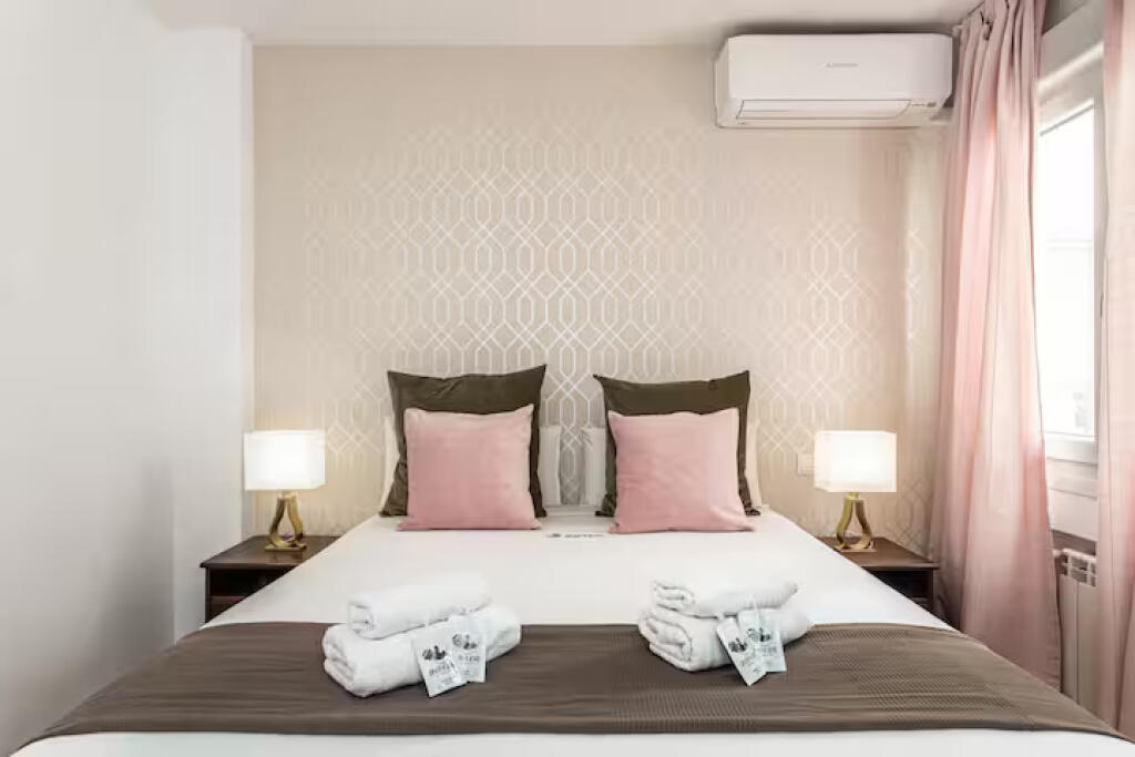Apartament Ne Shitje 3+1+2 Ne Kinostudio (ID B130100) Tirane.