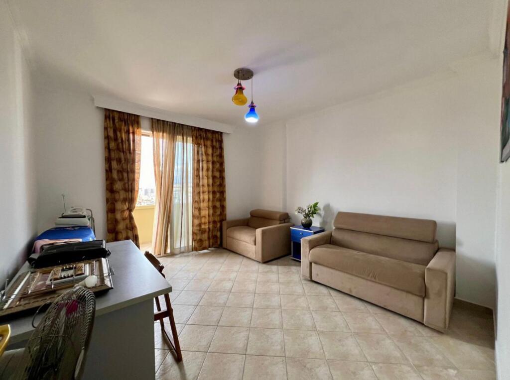 Apartment 2+1 for rent Barrikadave Street