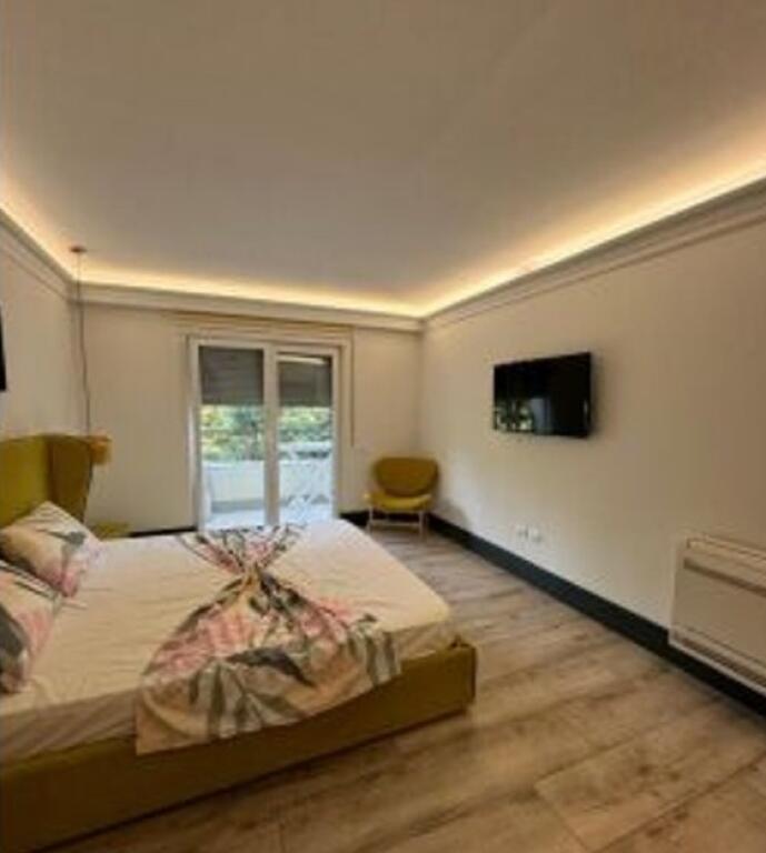 🌟 Appartamento 3+1 con 2 Posti Auto in Affitto a “Sunrise Residence”, vicino a TEG, Tirana